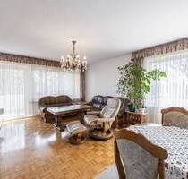 AIGNER - Gut geschnittene 4-Zimmer-Wohnung mit zwei Balkonen in Allach - München Allach-Untermenzing