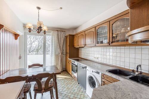 Kueche - 4 Zimmer Etagenwohnung in München