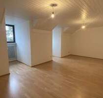 Schöne zentrale 2-Zimmer-Stadtwohnung im DG in Weilheim - Weilheim in Oberbayern