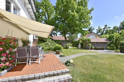 Südterrasse und Garten - 