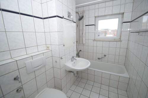 Referenz Bad - Etagenwohnung mit 65,10 m&sup2; in Leipzig zum Kaufen