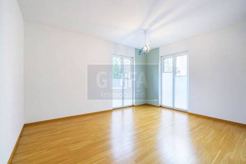 Zimmer - 3 Zimmer Etagenwohnung zum Kaufen in Berlin