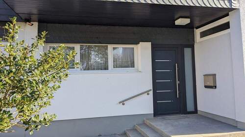 Aussenansicht - 4 Zimmer Bungalow zum Kaufen in Köln