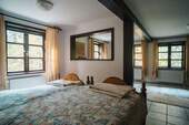 Schlafzimmer unten Haupthaus - 