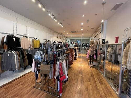 Verkaufsfläche EG - Mehrfamilienhaus, Wohnhaus in Bayreuth