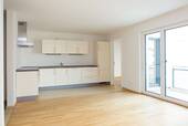 Küche - Praktische 3-Zimmer Wohnung mit Balkon