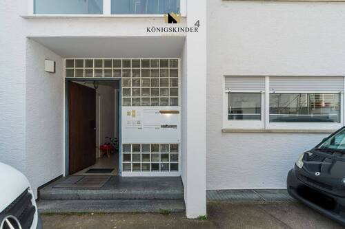 Eingang - Etagenwohnung mit 80,00 m² in Ingersheim zum Kaufen