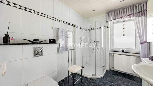 EG Badezimmer 1 - 