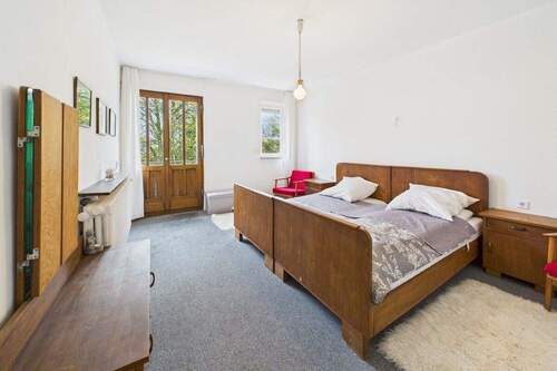 Schlafzimmer I - Einfamilienhaus mit 155,80 m² in Piesport zum Kaufen