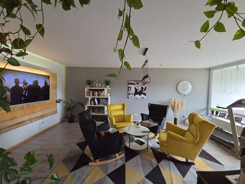 Wohnzimmer.jpg - Gepflegte 3,5 ZKB Wohnung in Saarburg