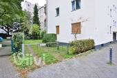 Einfahrt Innenhof / courtyard - 