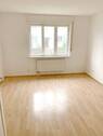 Zimmer - Etagenwohnung mit 90,00 m&sup2; in Stuttgart zur Miete