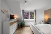 Schlafzimmer DG - 