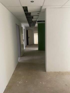 Flur.jpeg - Büro in Hildesheim