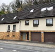 Großzügiges Wohnhaus mit 184 m² & 2 Garagen in Heidelberg-Schlierbach - bezugsfrei