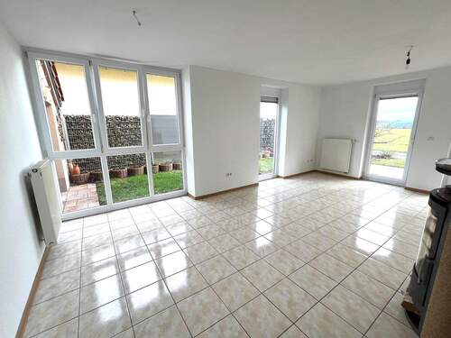 Wohn- und Esszimmer EG - 