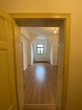 Görlitz - Biesnitzer Str. 67 - DG links - IMG_8474(1) - 