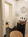 Gewerbe Hauptgebäude - 