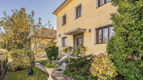 Eingangsbreich - 7 Zimmer Mehrfamilienhaus, Wohnhaus zum Kaufen in Berlin