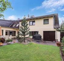 Großzügiges und Vielseitiges Ein-Zweifamilienhaus mit traumhafter Gartenidylle - Salzwedel