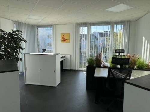 Büroraum 1.2 (1.OG) - All-Inclusive-Büros und exzellenter Service in Porz zu vermieten - Jetzt besichtigen!