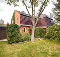 Gemütliches, sehr gepflegtes und teilweise modernisiertes Reihenhaus mit großen Garten und Garage - Berlin Altglienicke