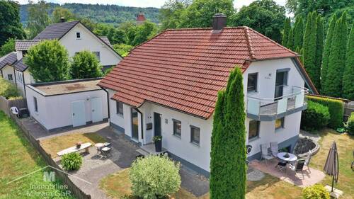 20 - 5 Zimmer Einfamilienhaus in Berching