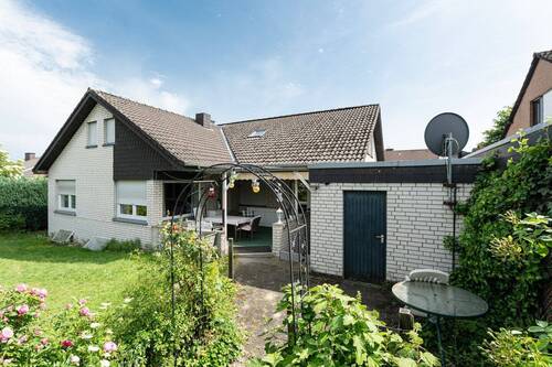 Rückansicht - 8 Zimmer Mehrfamilienhaus, Wohnhaus in Laer