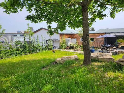 Blick zur Einliegerwohnung.jpg - 9 Zimmer Einfamilienhaus in Malschwitz