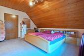 Schlafzimmer DG - 