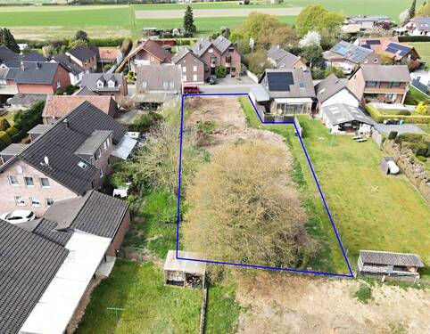 Grundstückfoto Drohne hinten - Baugrundstück mit Entwicklungspotenzial, ideal für Einfamilienhaus, oder 2 DHH