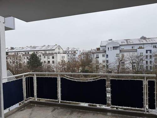 Loggia - KNIPFER`S IMMOBILIENSCHÄTZE - Elegante 3 ZKB mit Loggia und TG in der Firnhaberau zum Kauf!