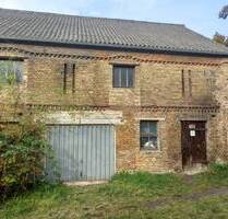 ausbaufähige historische Scheune zum Wohnen & Arbeiten - Roskow