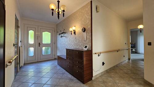 13 m² großer Flur mit Diele - 
