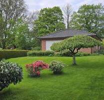 CUX: Walmdachbungalow, gepflegt, schöner Süd-Garten, Garage, SüderwischDrangst, Nähe Helios-Klinik - Cuxhaven Süder-Westerwisch