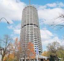 Einmalige Gelegenheit: 1-Zimmer-Wohnung im Hotelturm Augsburg, 24. Stock mit Balkon.
