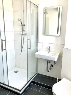 Badezimmer - Etagenwohnung mit 52,00 m² in Kaiserslautern zur Miete