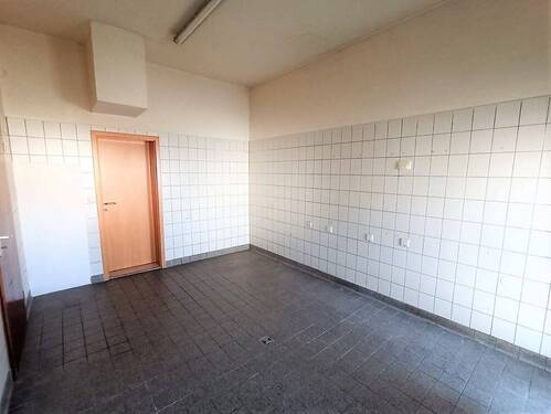 Raum 2 - 2 Zimmer Büro in Leipheim