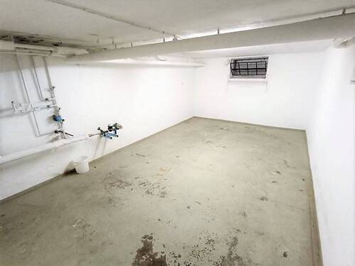 Keller - Büro mit 75,00 m&sup2; in Leipheim zur Miete