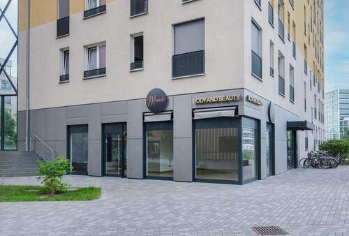 Hausansicht - 2 Zimmer Etagenwohnung zur Miete in Berlin