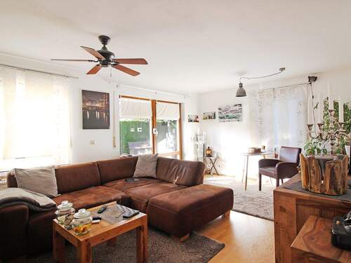 Wohnbereich - 2 Zimmer Etagenwohnung in Ditzingen