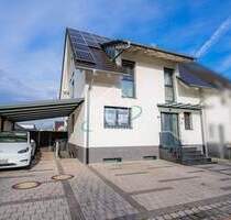 Familienfreundliche Doppelhaushälfte mit Pool und FeWo-Einliegerwohnung - Herbolzheim