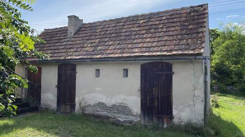 Nebengebäude - 5 Zimmer Einfamilienhaus in Kreba-Neudorf