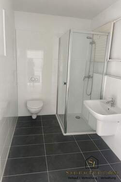 PHOTO-2025-10-25-13-03-31 (3) - 3 Zimmer Etagenwohnung in Mönchengladbach