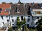 Außenansicht - Attraktives Mehrfamilienhaus im Roten Feld!