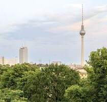 Penthouse unique: oben die Sterne, unten Berlin, vorne der Weinbergspark
