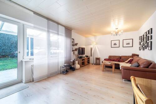 Wohnzimmer - Doppelhaushälfte mit 89,00 m&sup2; in Bielefeld zum Kaufen