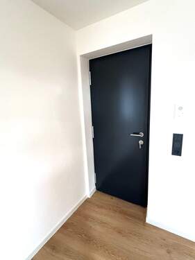 Wohnungseingang - 2 Zimmer Etagenwohnung zur Miete in Nußbaum