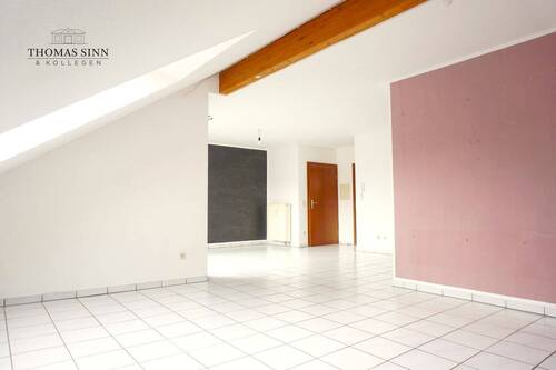 Wohn-/Esszimmer - 2 Zimmer Etagenwohnung zum Kaufen in Massenbachhausen