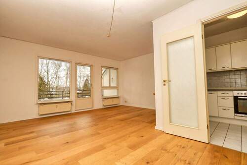 Wohnzimmer - Etagenwohnung mit 65,00 m&sup2; in Bremen zum Kaufen